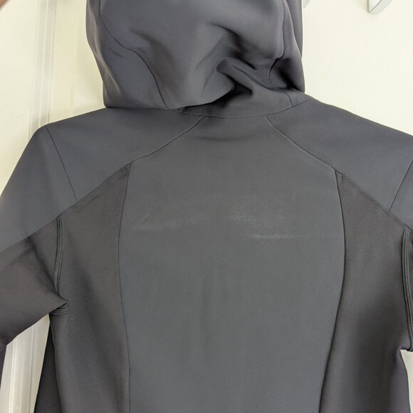 lululemon Cross Chill Jacket *RepelShell - Picture 4 of 9